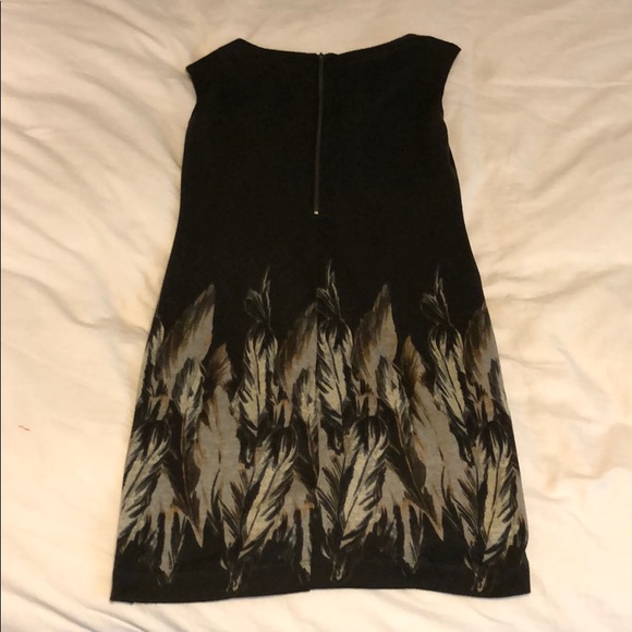 🦊 4/20- Feather print dress - Picture 4 of 5